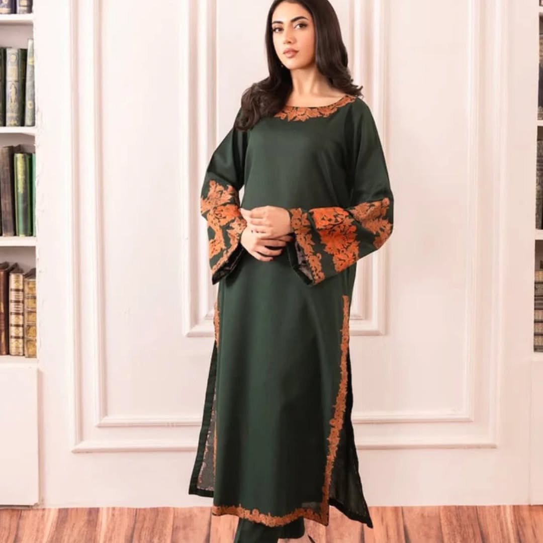 Omal Embroidered Linen Shirt with Trousers