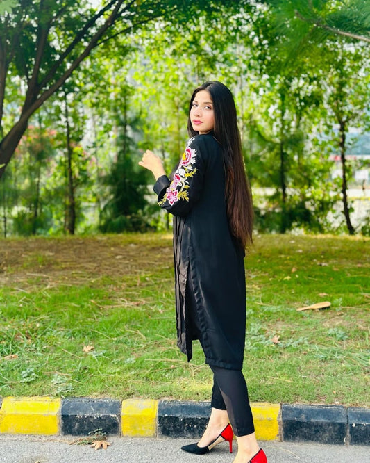 Premium Black Linen Embroidered 2-Piece – Hina Collection